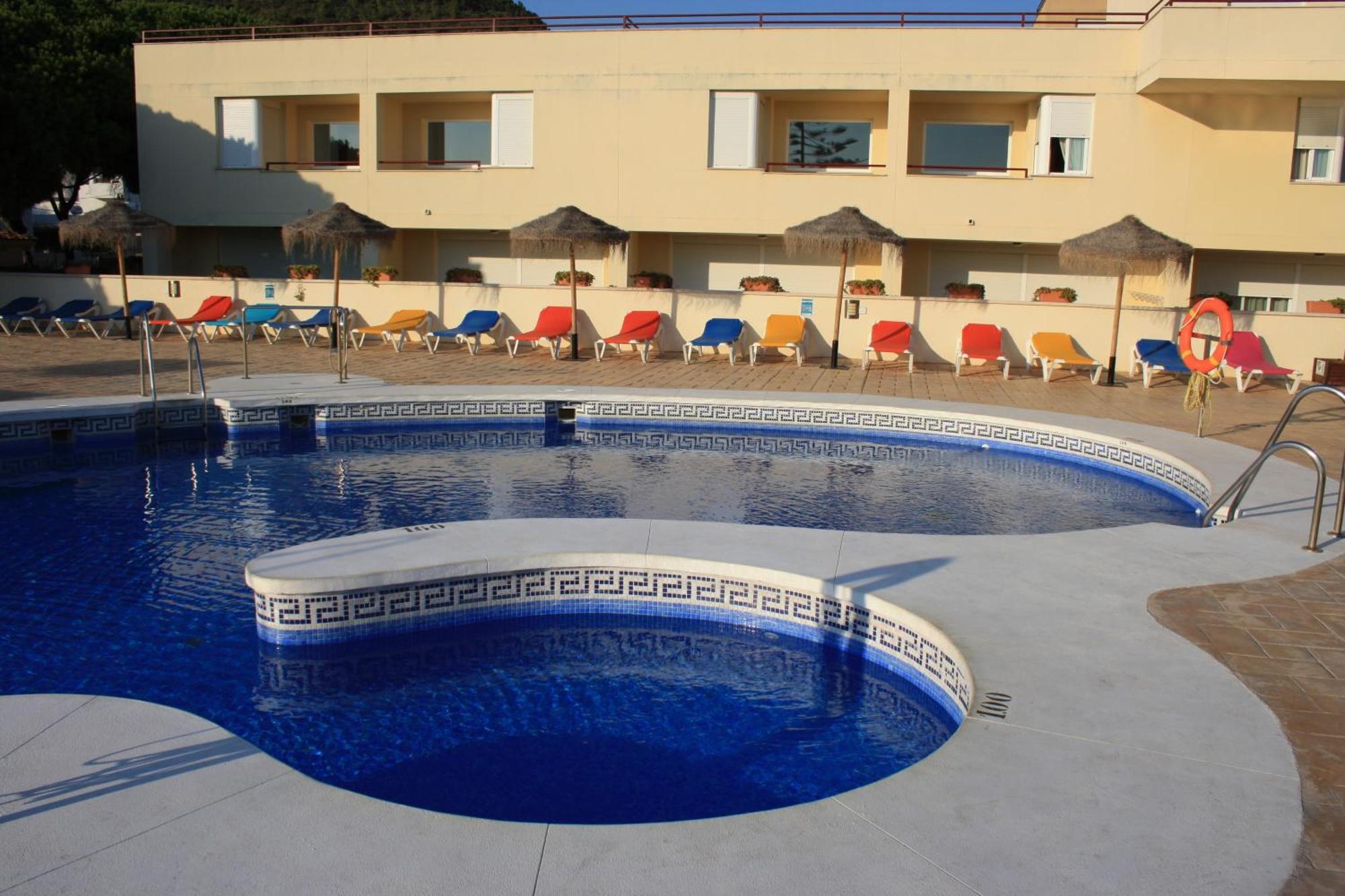 Apartamentos Turisticos Canos De Meca Los Canos De Meca Bagian luar foto