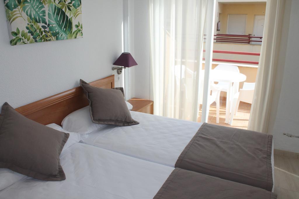 Apartamentos Turisticos Canos De Meca Los Canos De Meca Bagian luar foto