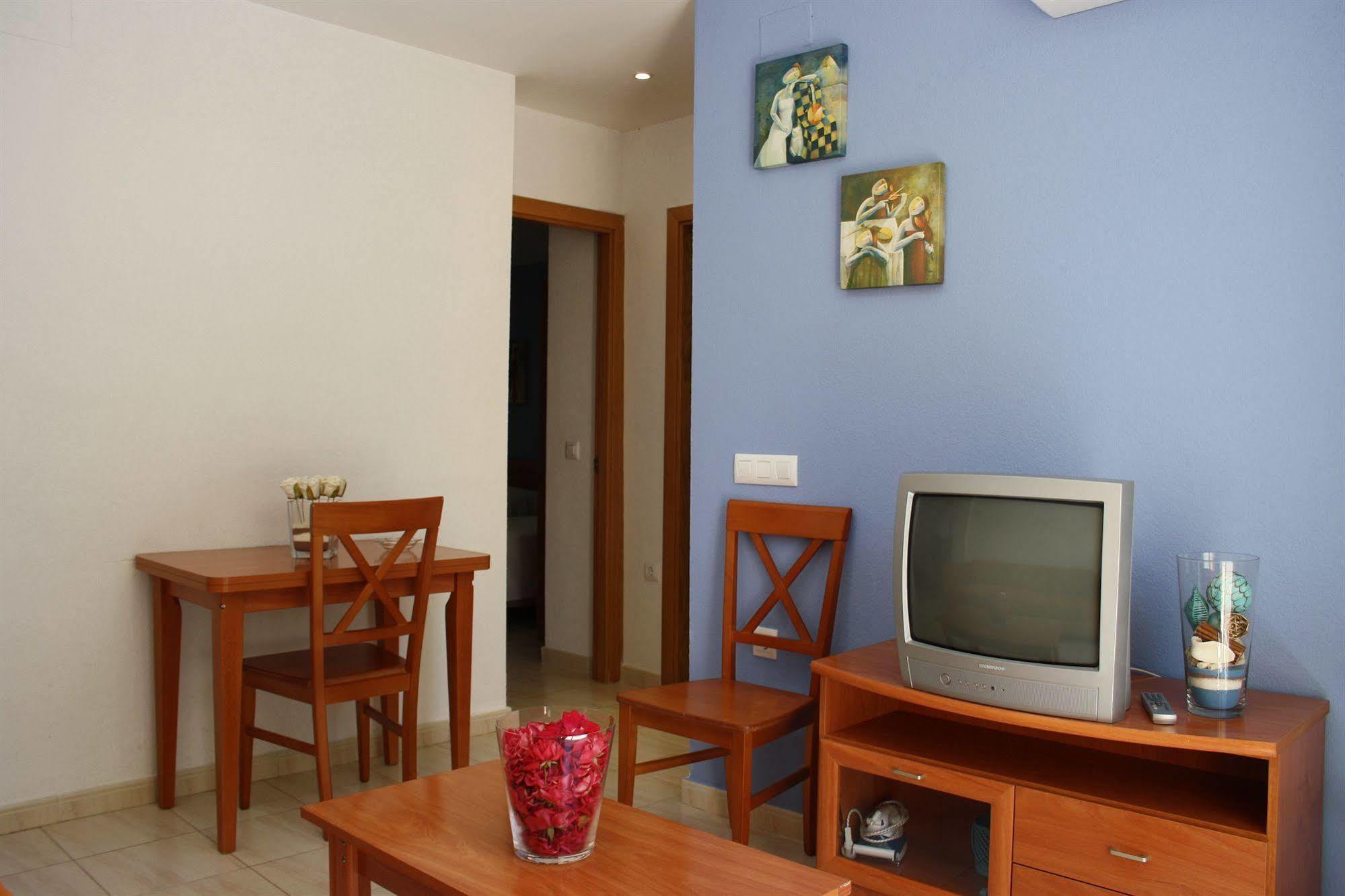 Apartamentos Turisticos Canos De Meca Los Canos De Meca Bagian luar foto